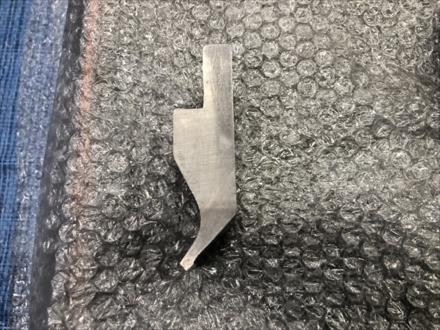 アマダ 金型