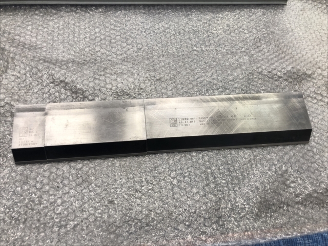アマダ 金型