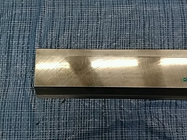 金型 01602
