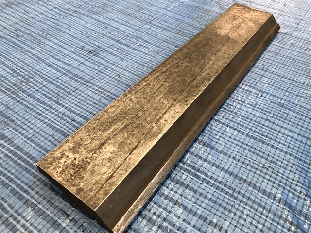 金型