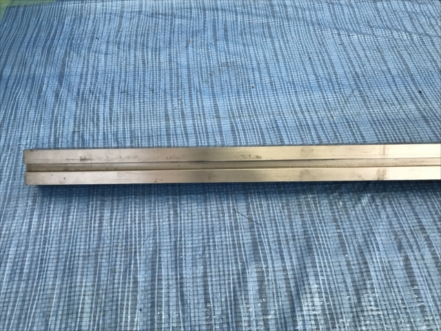 金型