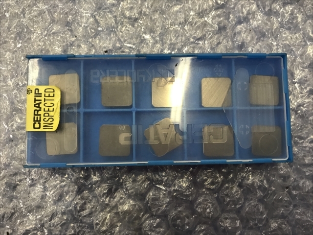 京セラ チップ 新品 SDKN1203AUTN/SDKN42AUTN