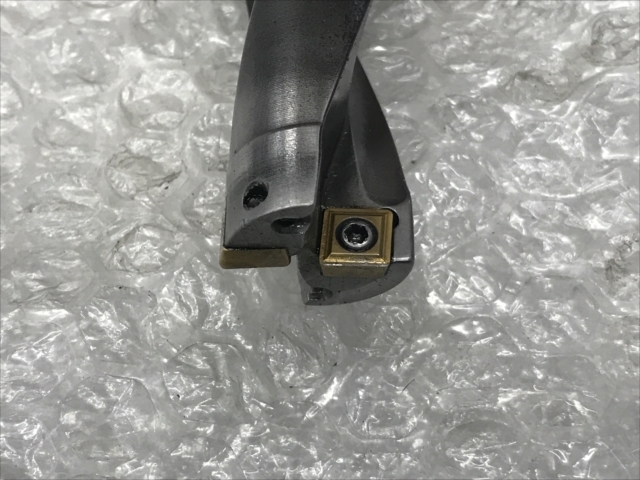 三菱マテリアル スローアウェイドリル TAB2300S32