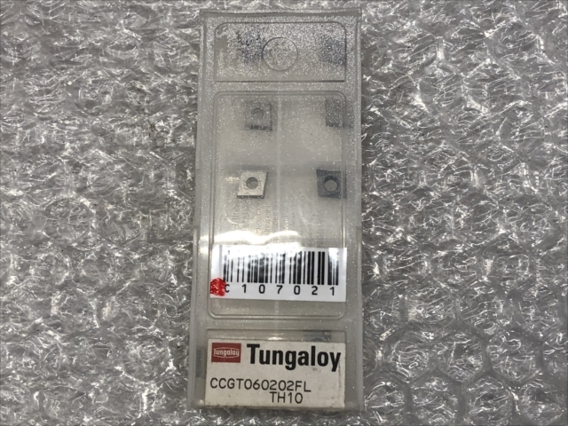 タンガロイ チップ 新品 CCGT060202L TH10