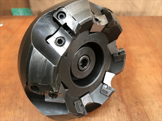 タンガロイ フェイスミル TGD4404R