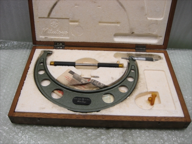 ミツトヨ 外側マイクロメーター OM-225