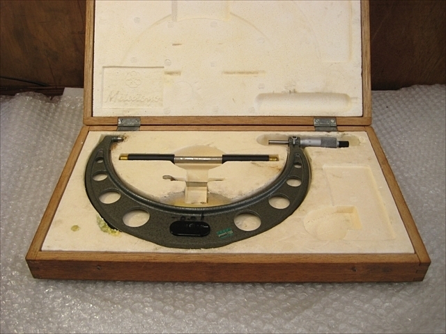 ミツトヨ 外側マイクロメーター OM-225(103-145)