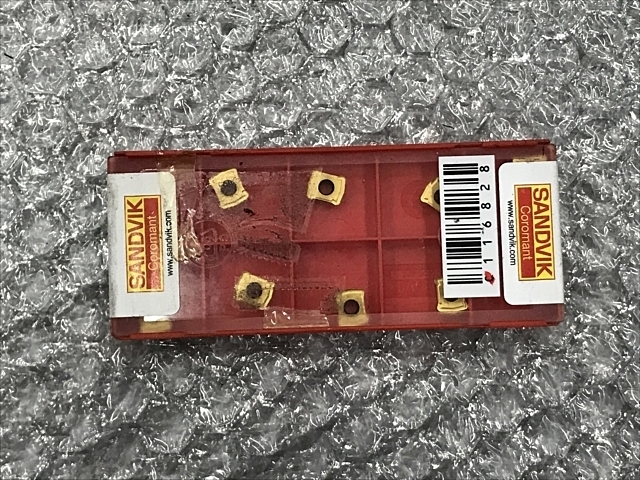 サンドビック チップ 新品 LCMX030308-53
