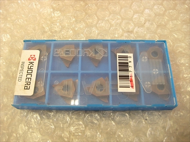 京セラ チップ 新品 GBA43R200-020