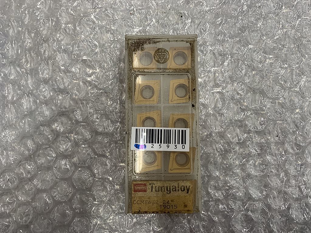 タンガロイ チップ 新品 CCMT120408-24