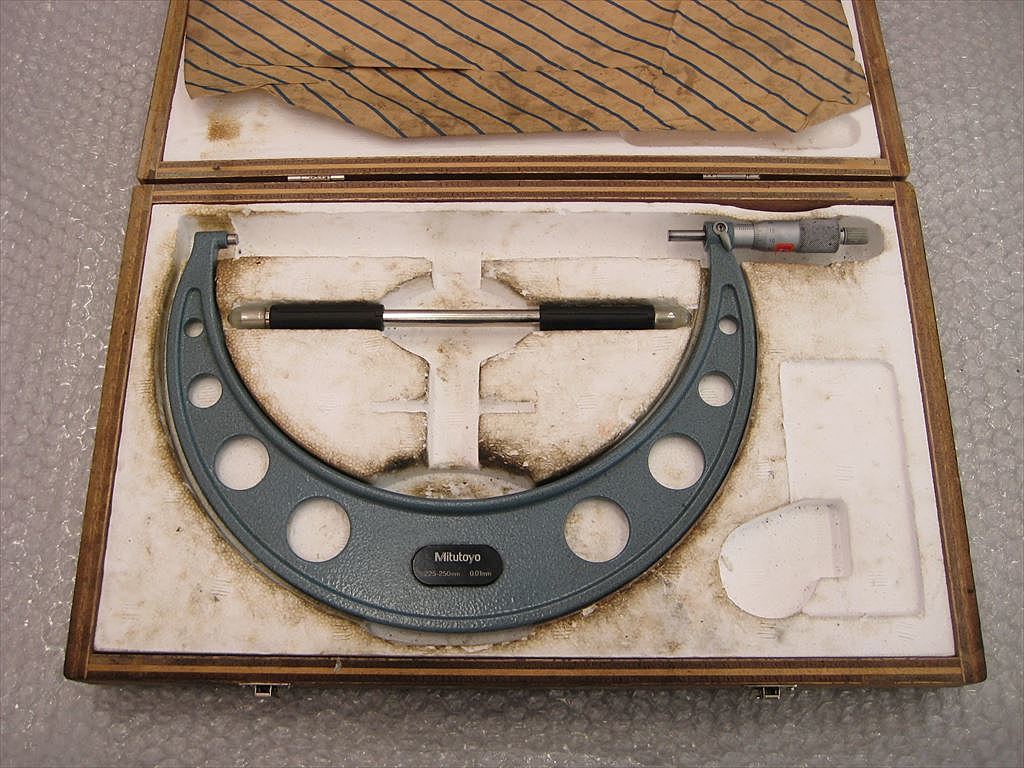 ミツトヨ 外側マイクロメーター OM-250(103-146)