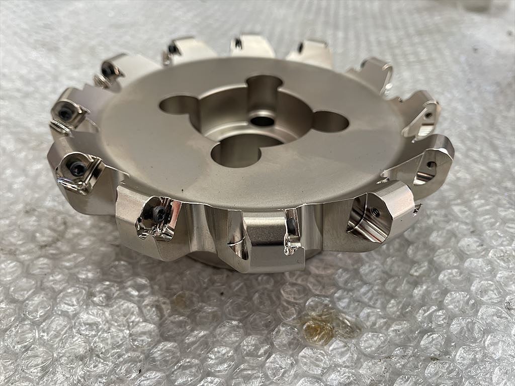 タンガロイ フェイスミル 新品 TASN13M160B40.0R12