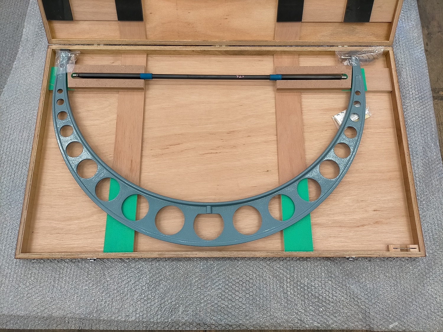 ミツトヨ 外側マイクロメーター OM-950