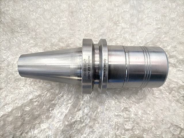 SCHUNK エンドミルホルダー 235675