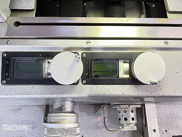 トプコン 万能顕微鏡 TUM200