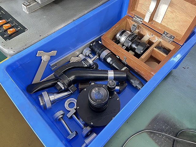 トプコン 万能顕微鏡 TUM200