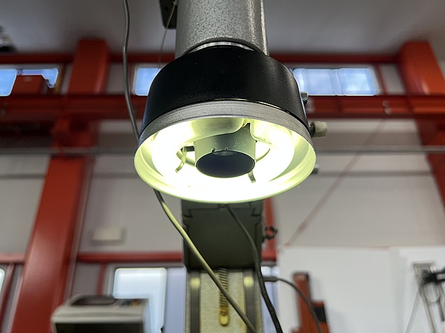 トプコン 万能顕微鏡 TUM200