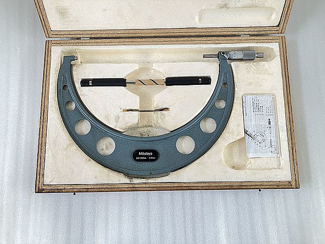 ミツトヨ 外側マイクロメーター OM-250(103-146)