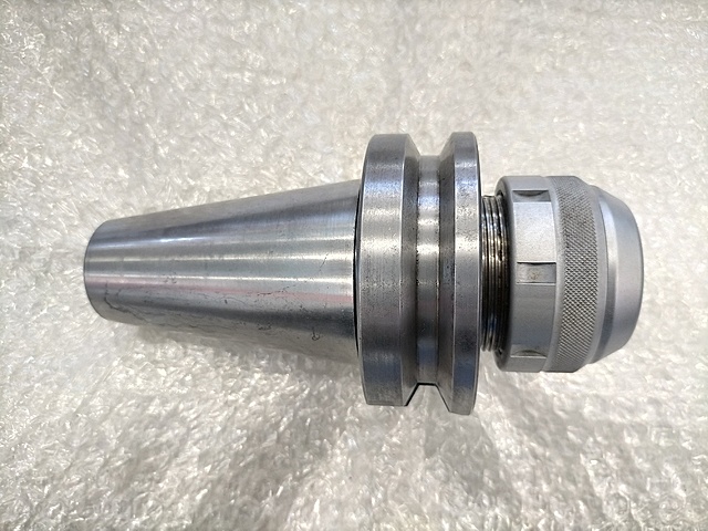 日研 ミーリングチャック BT50-UCH32-84