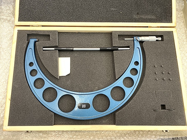 新潟精機 外側マイクロメーター MC106-300