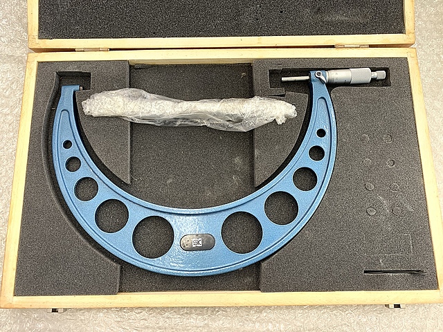 新潟精機 外側マイクロメーター MC106-250