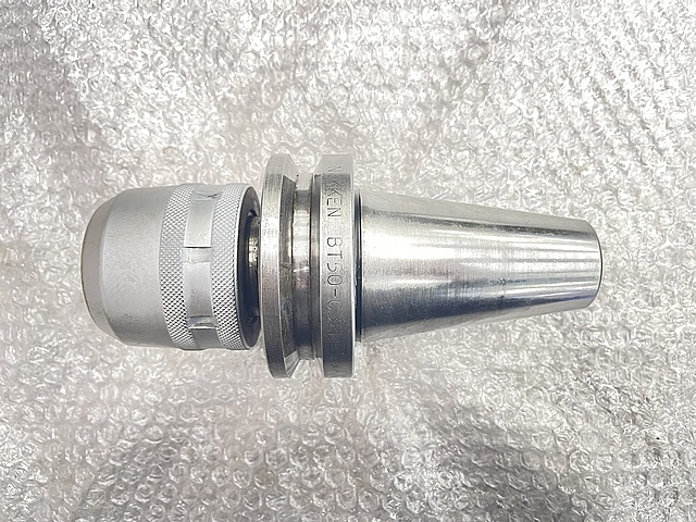 日研 ミーリングチャック BT50-C32H-105