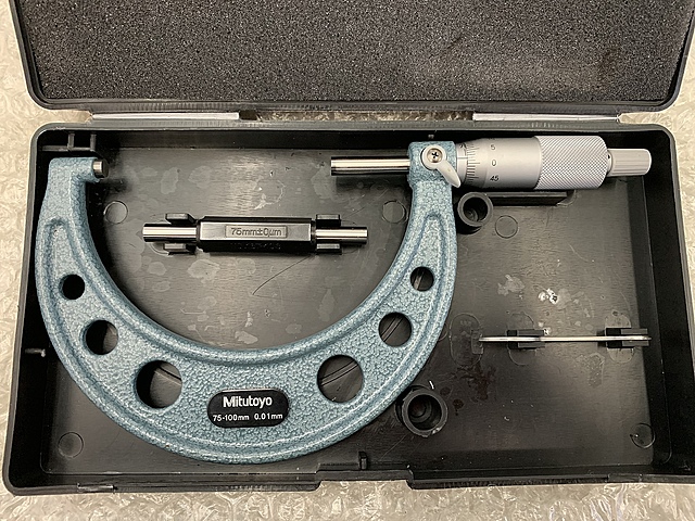 ミツトヨ 外側マイクロメーター OM-100(103-140)