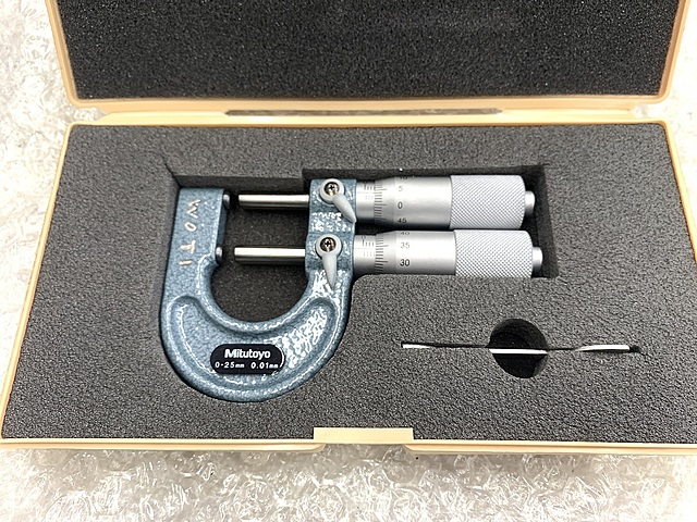 ミツトヨ リミットマイクロメーター LMM-25(No.113-102)