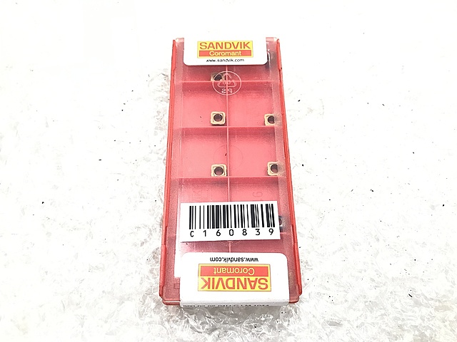 サンドビック チップ 880-02 02 04H-C-LM