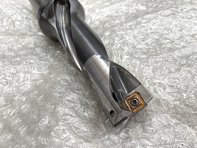 サンドビック スローアウェイドリル 880-D3200L40-03