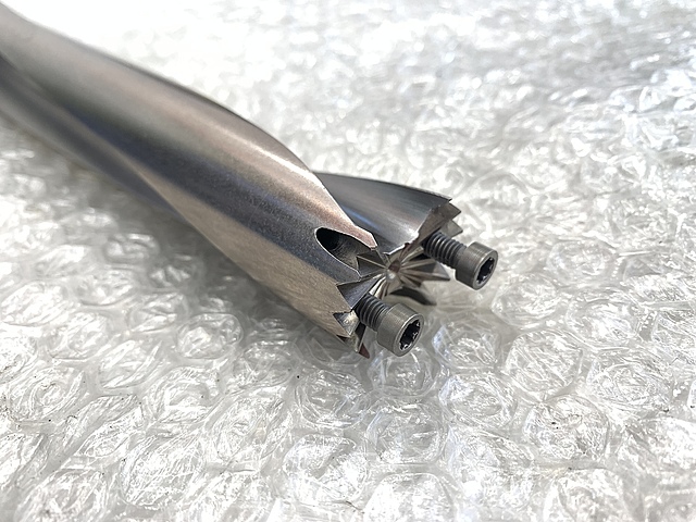 住友電工(イゲタロイ) スローアウェイドリル SMDH290L