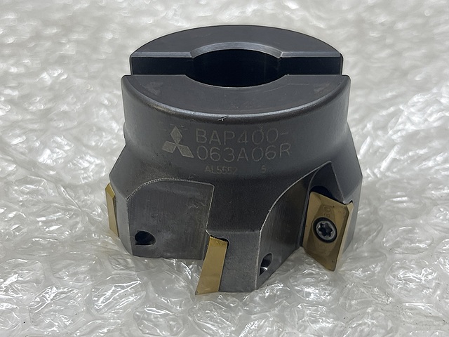 三菱マテリアル フェイスミル BAP400-063A06R