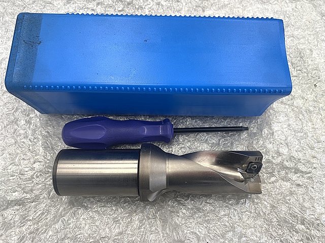 京セラ スローアウェイドリル S40-DRV380M-2-11