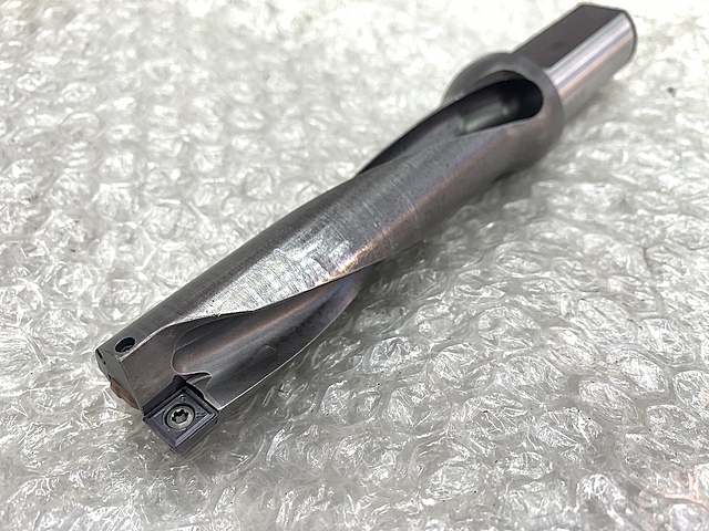 サンドビック スローアウェイドリル 880-D2400L25-04