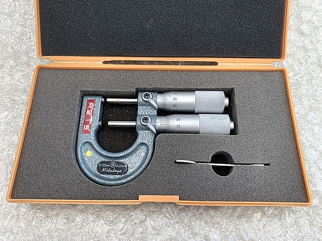 ミツトヨ リミットマイクロメーター LMM-25(No.113-102)