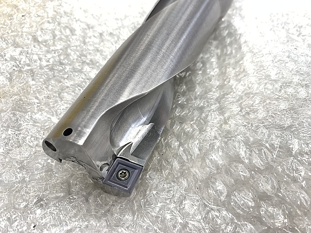 サンドビック スローアウェイドリル 880-D4300L40-03