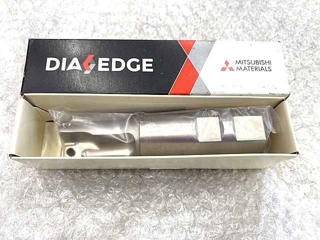 三菱マテリアル スローアウェイエンドミル CBMPR262S32