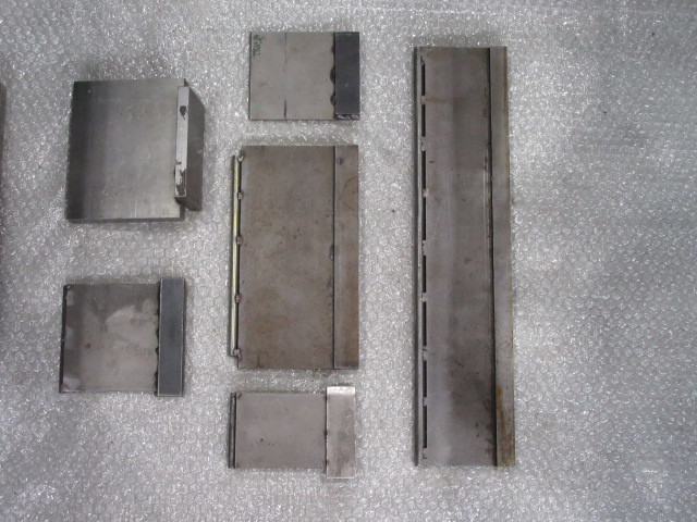 金型1山