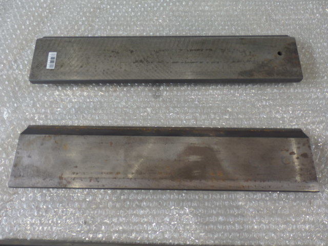金型1山