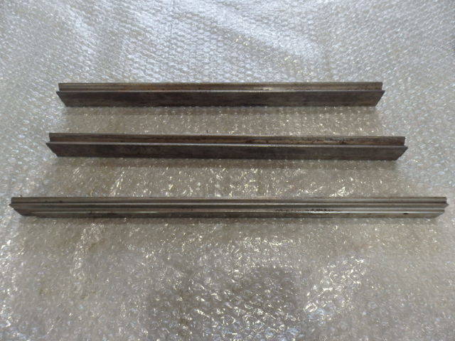 金型1山