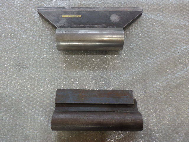 金型1山