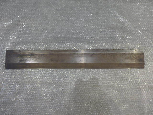 金型1山