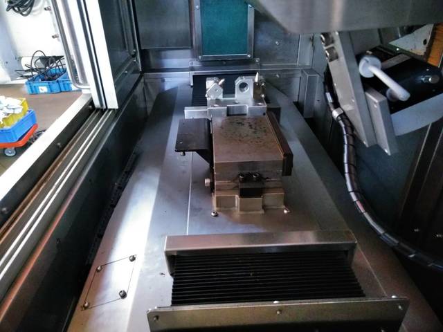 岡本工作 NC超精密小型成型研削盤 UPZ210LiII