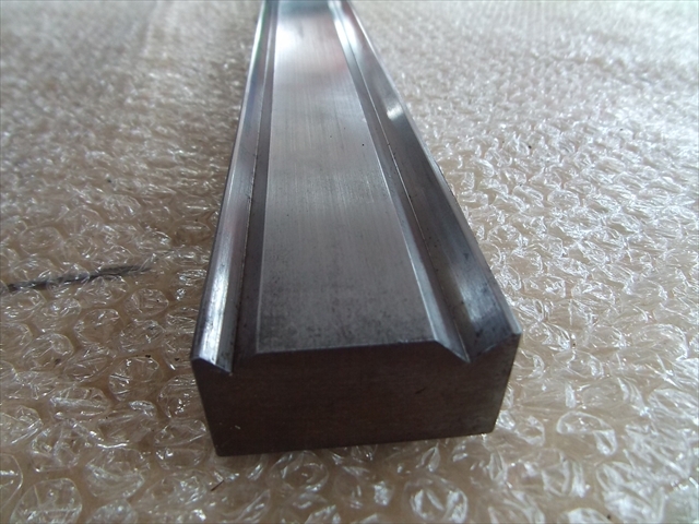 金型