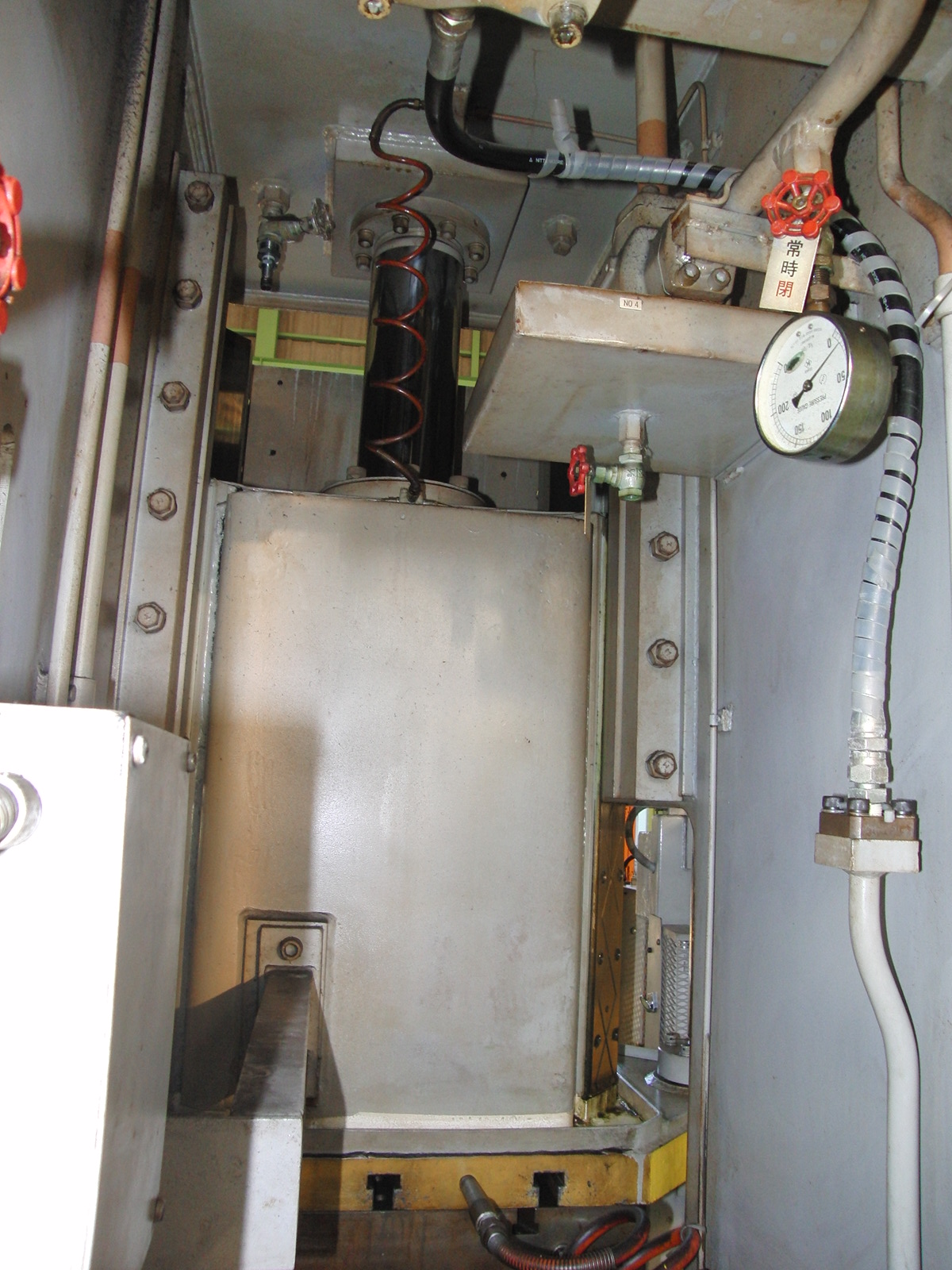 アミノ 50T油圧プレス PVO-50K