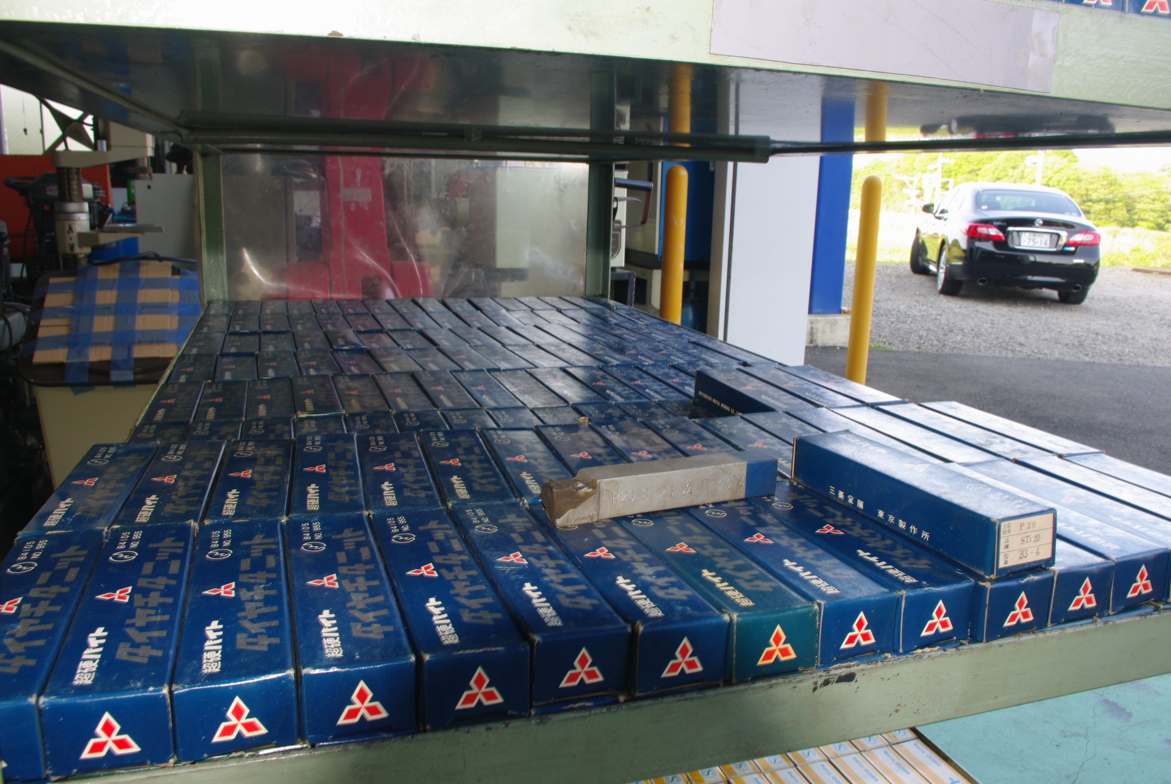 三菱マテリアル 完成バイト（新古品） P20　STi20　33-4