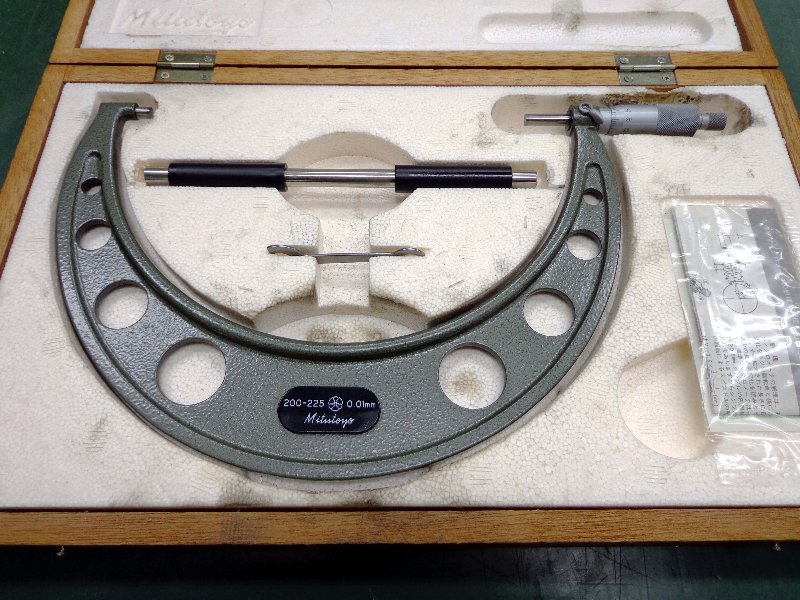 MITUTOYO｜ミツトヨ 外側マイクロメータ OM-225