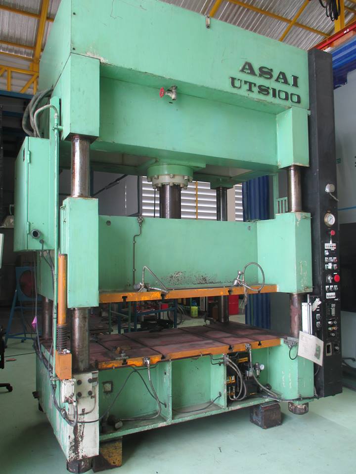 アサイ産業 100T油圧プレス（タイにて在庫） UTS-100