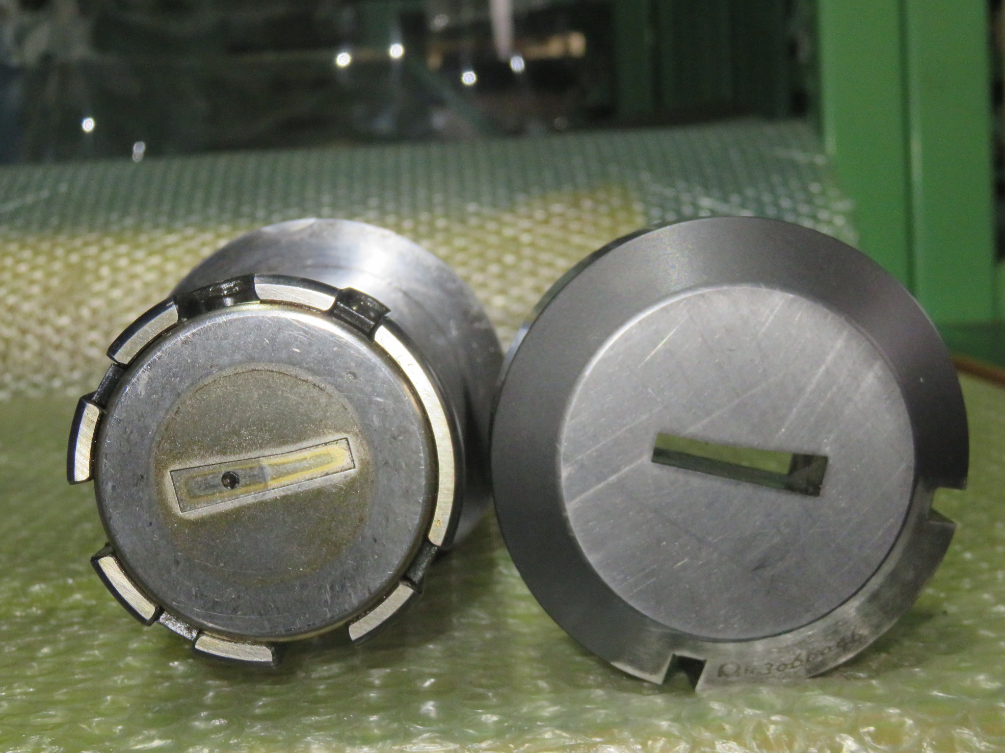 アマダ/AMADA タレパン金型（ロング/セット） パンチ3060046 ダイ3060046