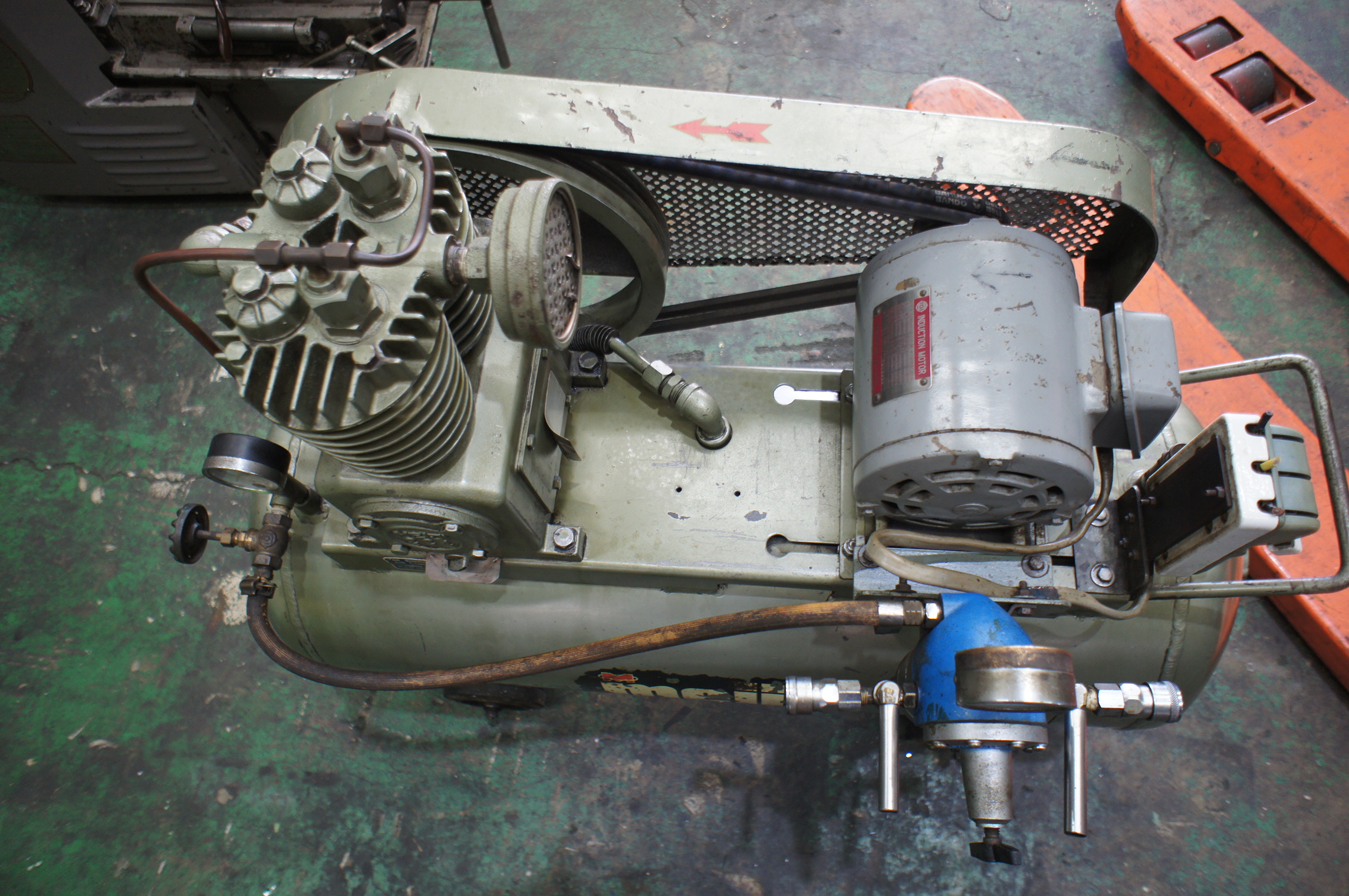 明治 0.75kWエアーコンプレッサー NM-224 | マシンライフ